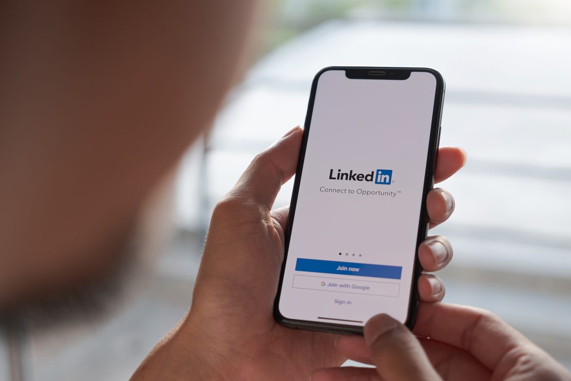 consejos para mejorar la página de LinkedIn de tu clínica veterinaria
